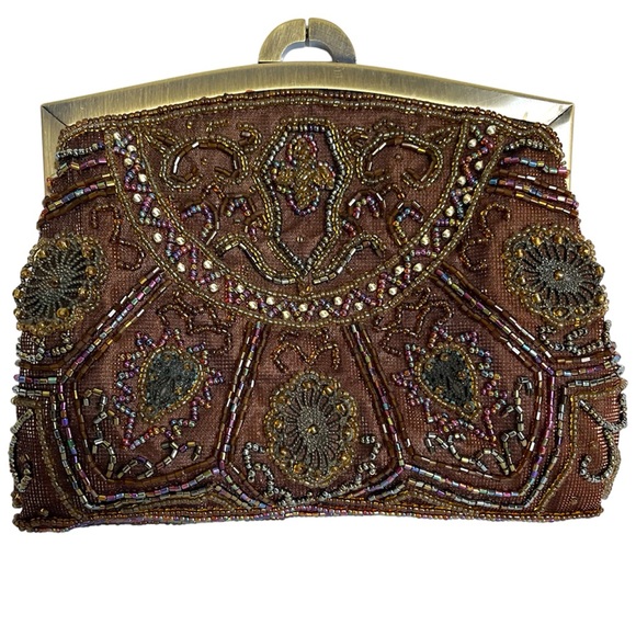 Handbags - Vintage Viola Collection Beaded evening bag with brass chain